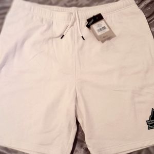 North Face - XXL - Gardenia White Fleece Shorts
